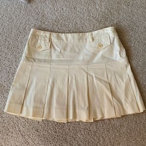 Theory skirt size 2